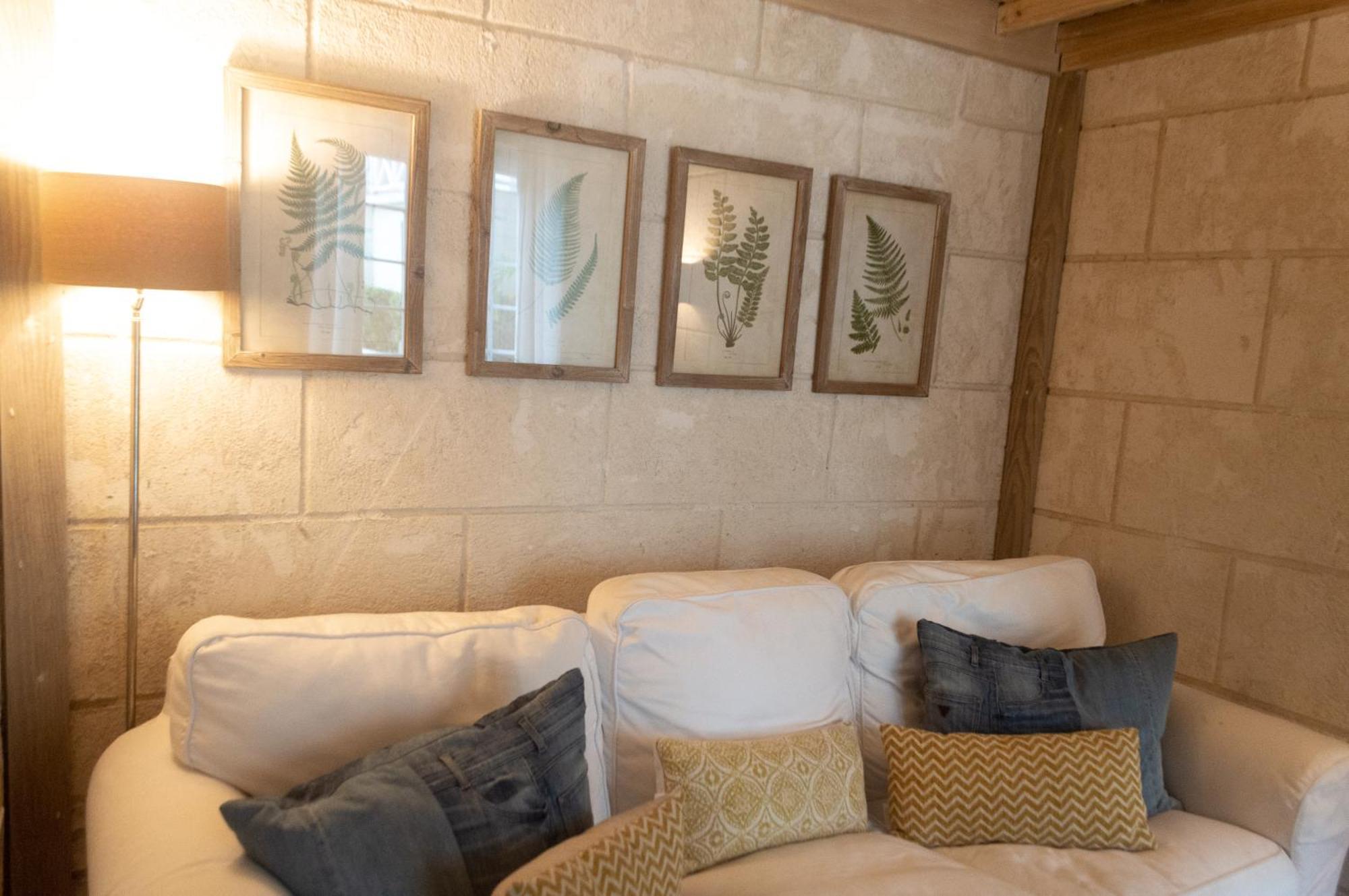 Sweetfield Manor Hotel Bridgetown Room photo